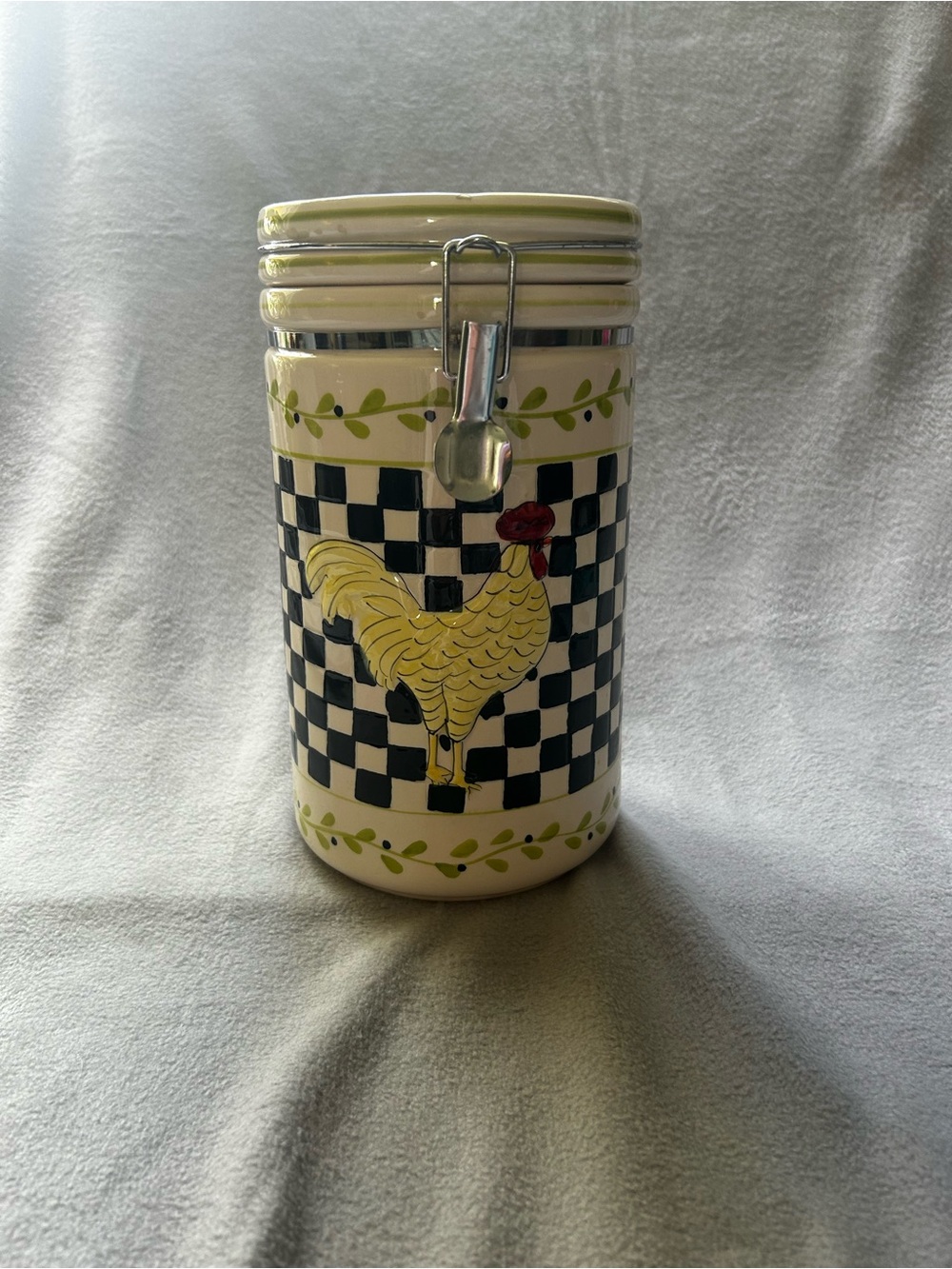 Home Essentials Cream and Black Rooster Ceramic Canister